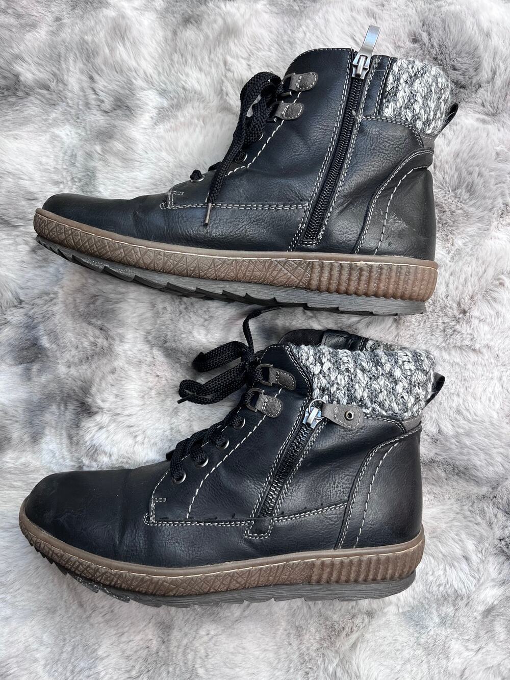 Black Leather Knit Cuff Lace Up Side Zip Winter Ankle Duck Booties